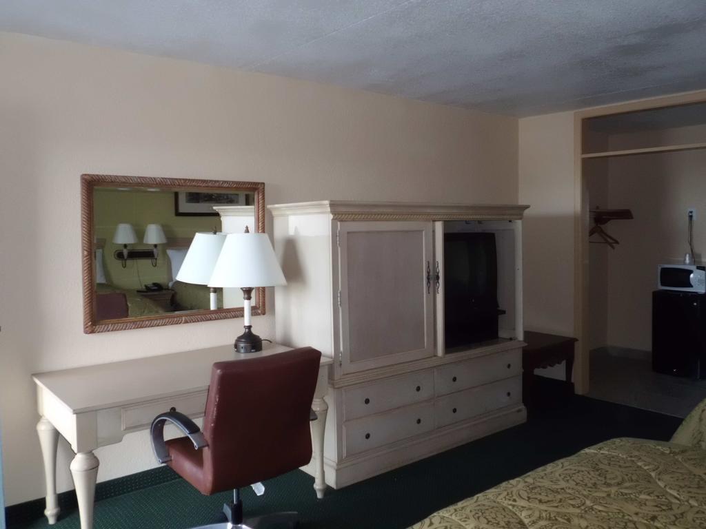 America'S Best Inn & Suites-Lakeland Luaran gambar
