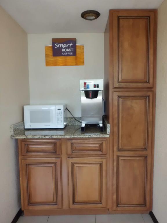 America'S Best Inn & Suites-Lakeland Luaran gambar