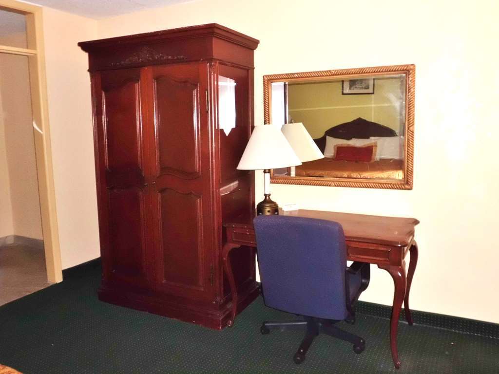America'S Best Inn & Suites-Lakeland Bilik gambar
